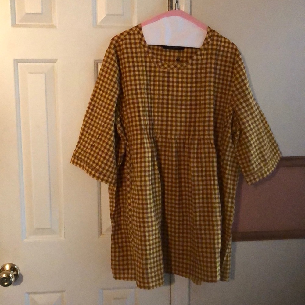 Short sleeve blouse